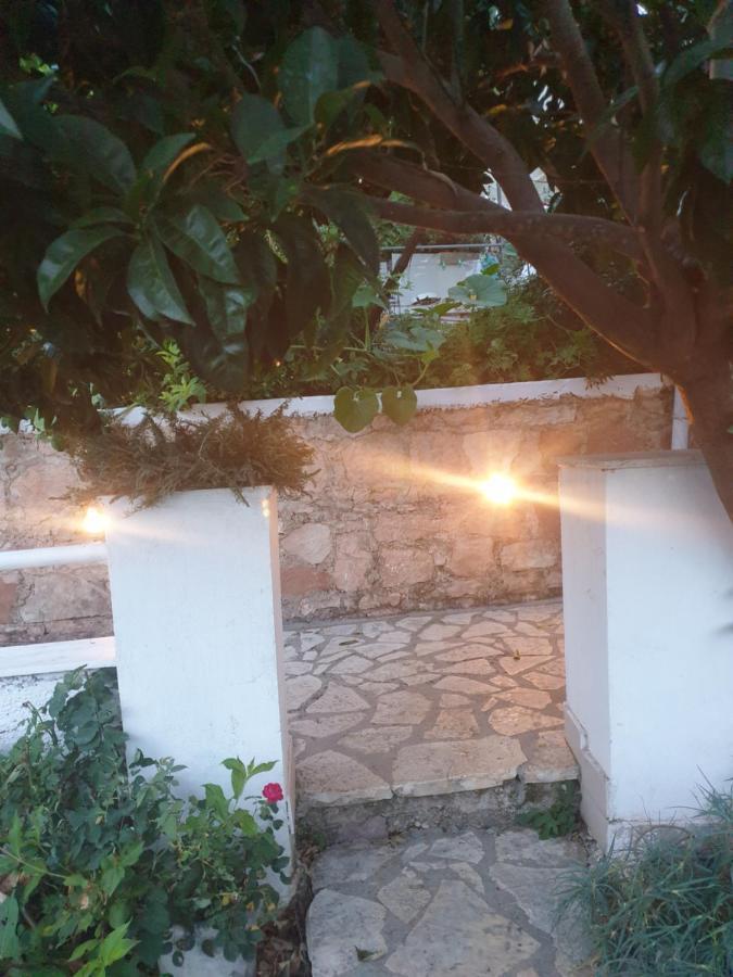 Rosemary House Sarandë Exterior foto